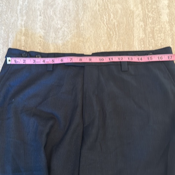 Sand- Men’s navy pants - Picture 9 of 10